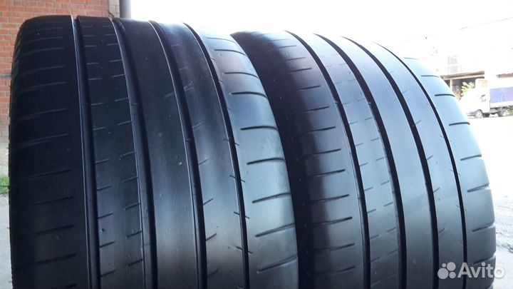 Michelin Pilot Super Sport 335/30 R20