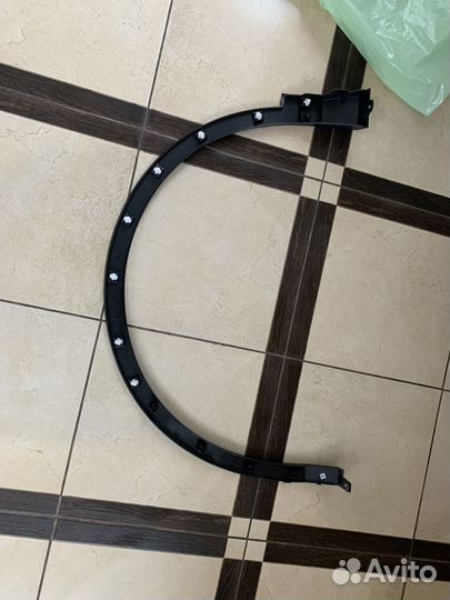 Расшитель крыла Volkswagen Tiguan 2