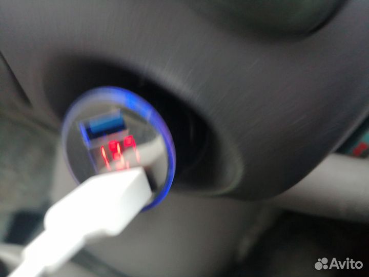 Зарядка автомобильная на 2 usb