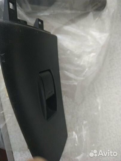 Кнопка стеклоподъёмника