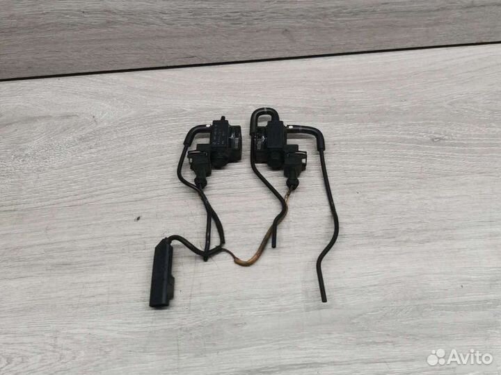 Вакуумный клапан впускного коллектора Mercedes