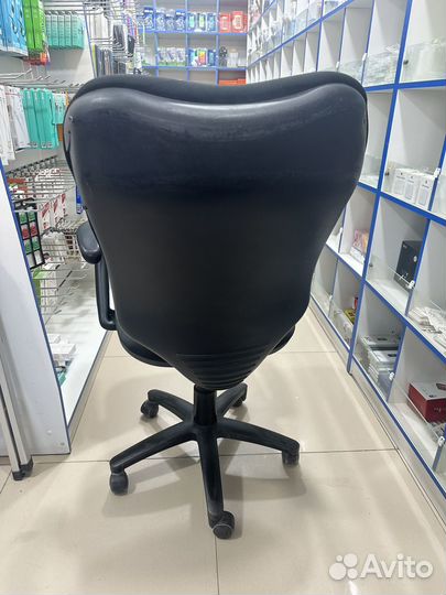 Компьютерное кресло б/у