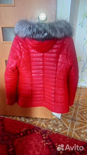 Куртка кожаная женская зимняя