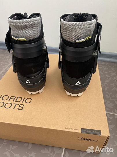 Лыжные ботинки fischer