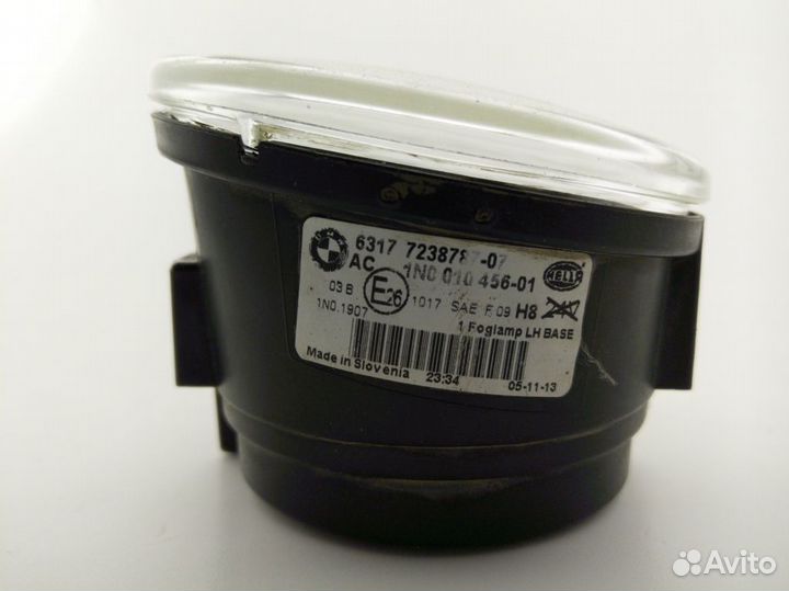 BMW X3 F25 Стекло правой противотуманной фары