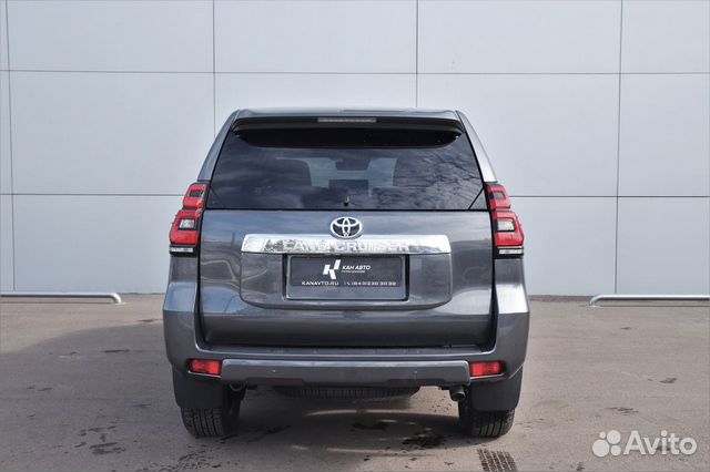 Toyota Land Cruiser Prado 2.8 AT, 2022