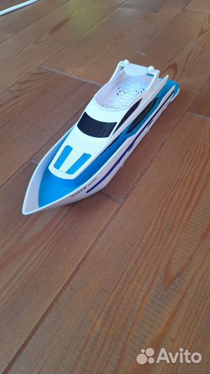 Колонка яхта