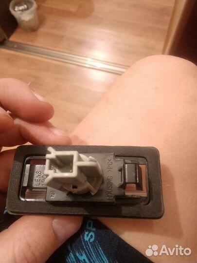 Фонарь подсветки номера Nissan note e11