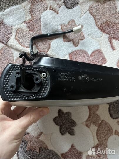 Зеркало правое toyota corolla 121 L