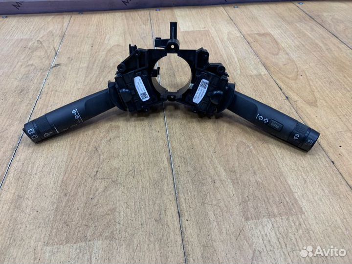 Подрулевой переключатель Opel Astra J A14XER 2010