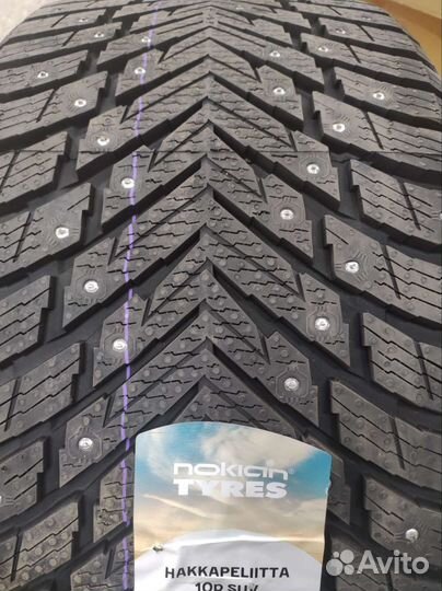 Nokian Tyres Hakkapeliitta 10p SUV 285/45 R20