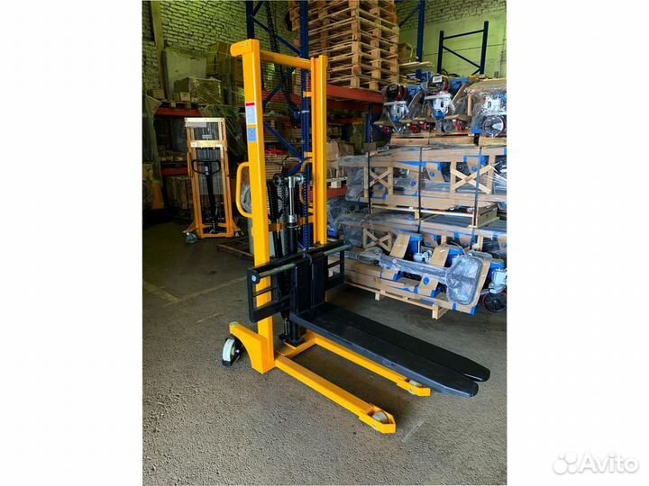 Штабелёр ручной