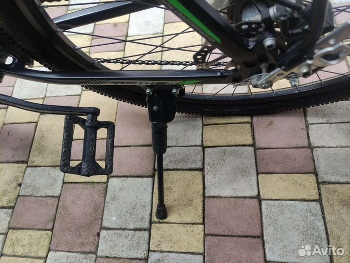 Велосипед drive зелёный рама 21 колеса 26