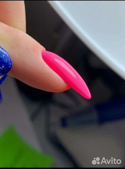 Маникюр и педикюр