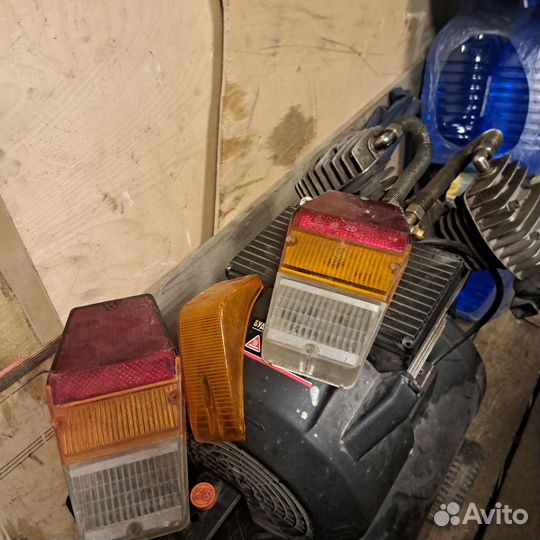 Стекла на фонари волга 24