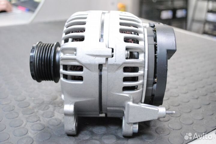 Генератор VW Golf 6, Caddy, Touran 1.6 TDi 140А
