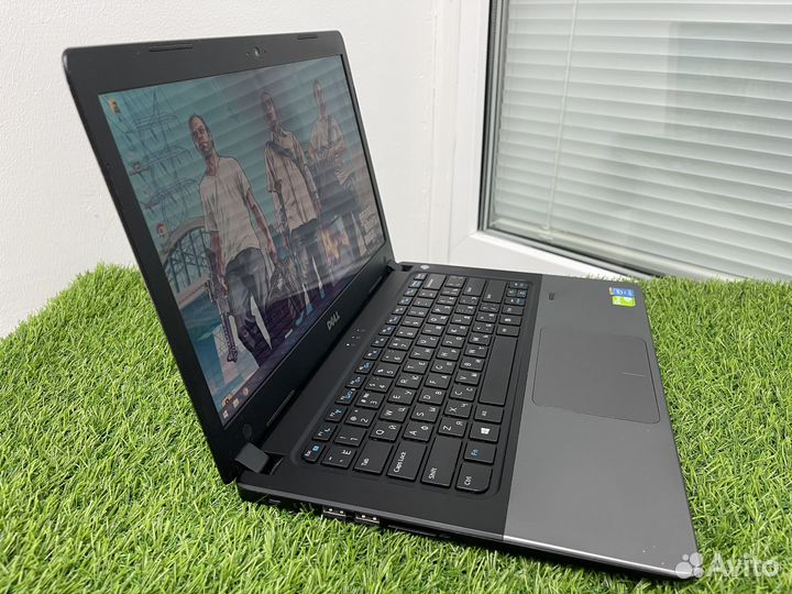 Шустрый ноутбук Dell i5/2видеокарты/8gb/SSD