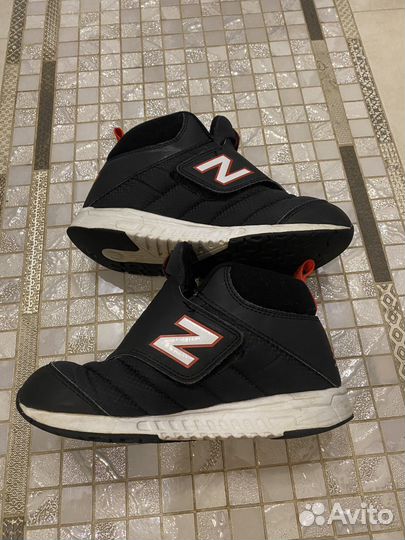 Кроссовки демисезонные 31 new balance