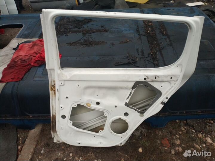 Дверь Шкода Фабия 2