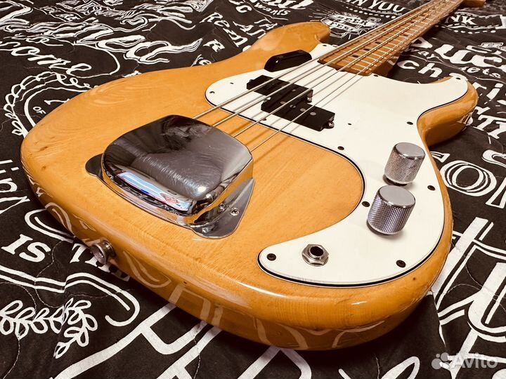 Бас гитара Yamaha Pulser Bass 400