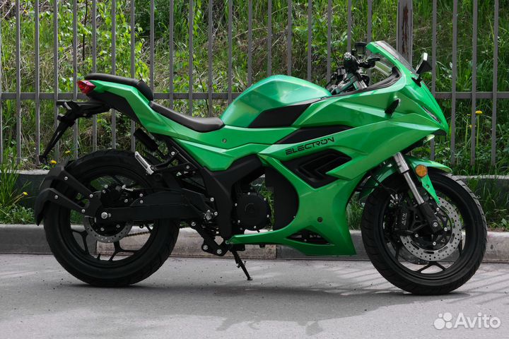 Электрический мотоцикл BMW RR