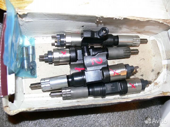 Насос форсунки Denso на isuzu elf