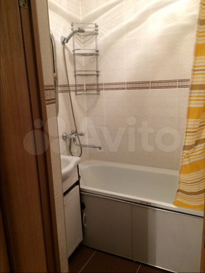 4-к. квартира, 78 м², 1/5 эт.