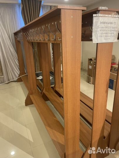 Вешалка гардеробная напольная