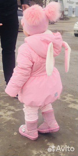 Куртка на девочку