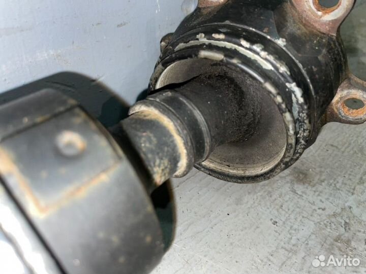 Кардан задний Mitsubishi Pajero 4 V90 3.0