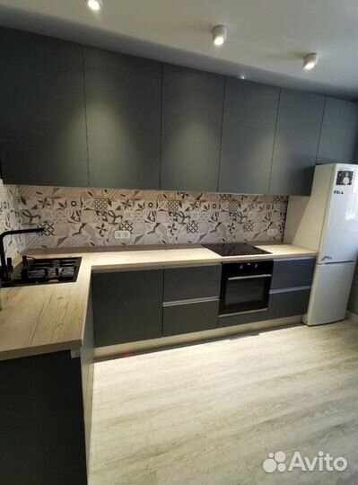 Кухонный гарнитур с гарантией