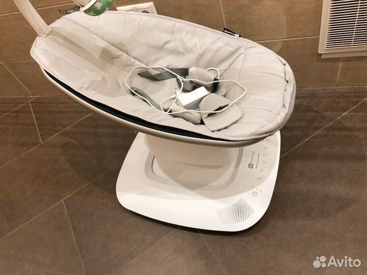 Кресло-качалка mamaRoo New серебро