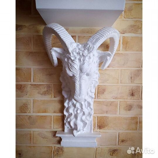 Голова барана. Настенная гипсовая скульптура