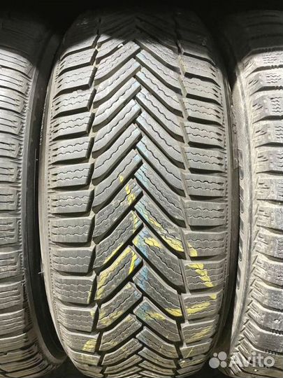 Michelin Alpin 6 205/60 R16 96L