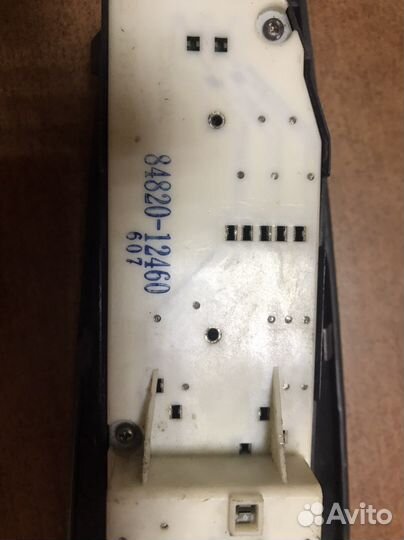 Toyota кнопки стеклоподъемники