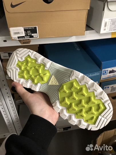 Ботинки Nike ACG gore-tex 44 новые