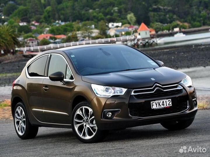 Стекло лобовое на Ситроен Дс4 Ds4