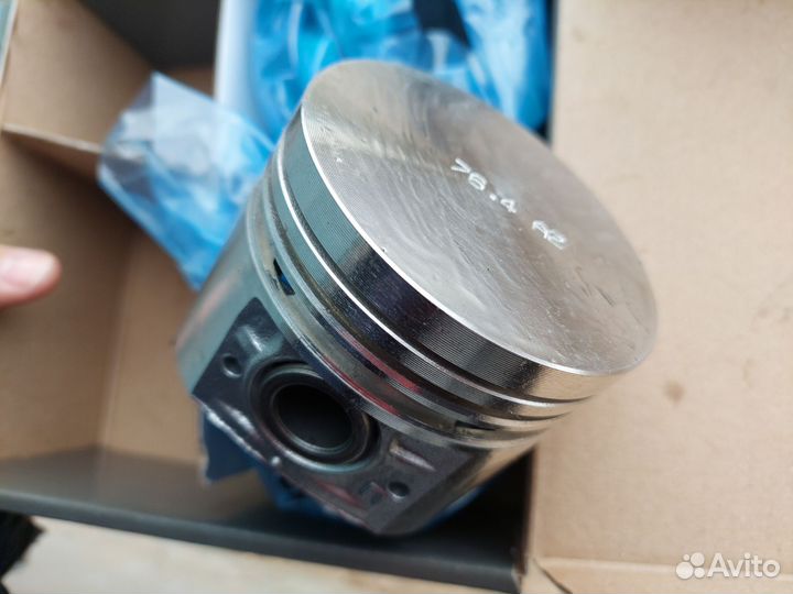 Поршень и палец поршневой Лада 2101 2107