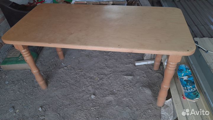 Кухонный стол