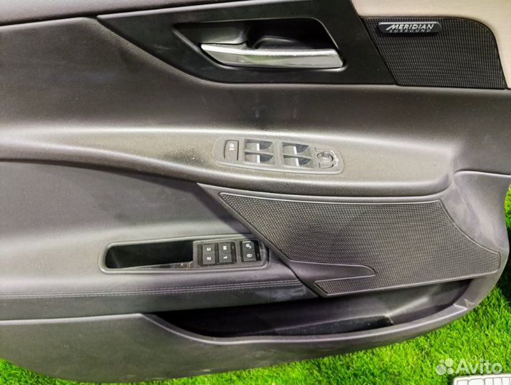 Обшивка дверей передняя Jaguar Xe X760 204DTD 2016