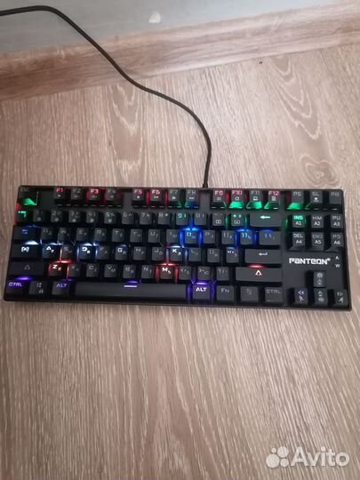 Игровая механическая клавиатура