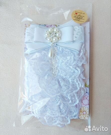 Жабо, галстук в наличии