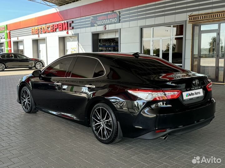 Toyota Camry 3.5 AT, 2018, 190 000 км