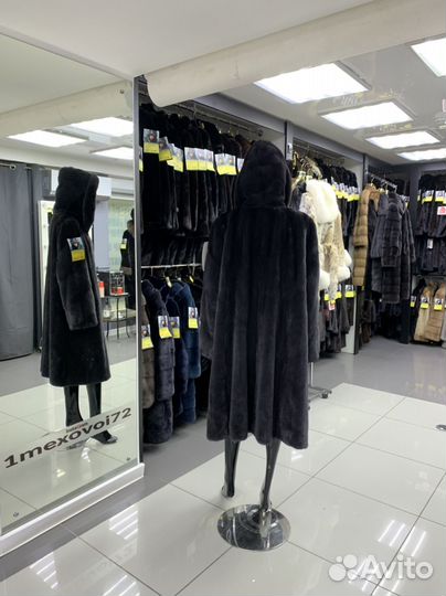 Шуба норковая б/у MS Mouios Furs 60-62р с кап