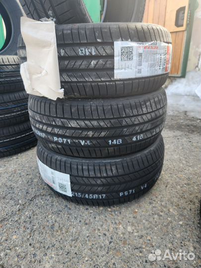 Kumho Ecsta PS71 215/45 R17