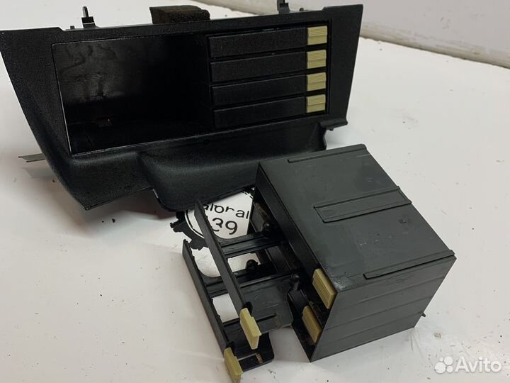 Подкассетник bmw e28