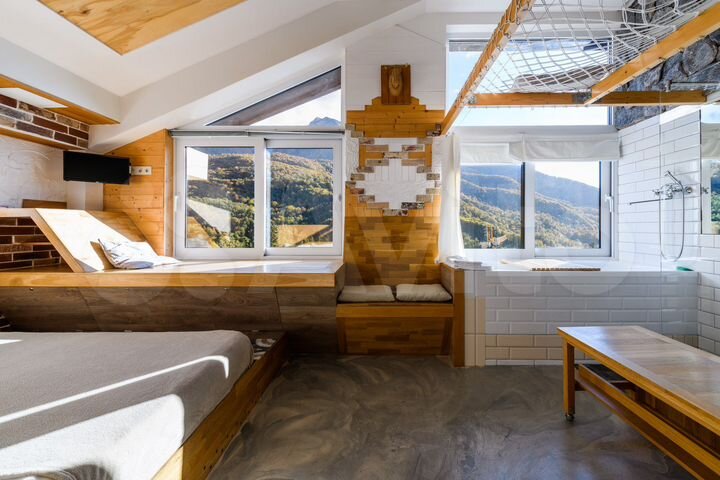 Квартира-студия, 40 м², 3/3 эт.