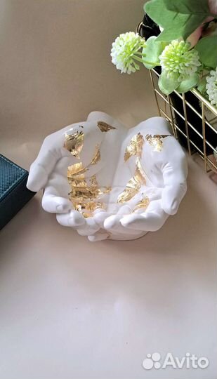 Подарочный набор из гипса и свечей