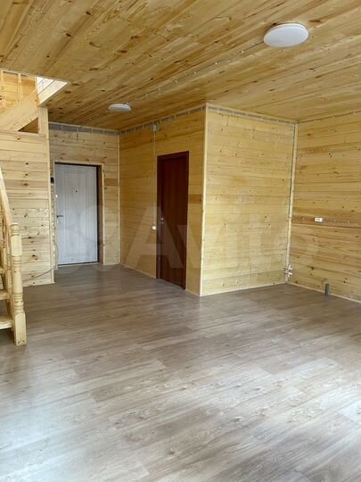 Дом 90 м² на участке 5 сот.