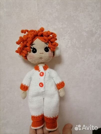 Кукла вязаная интерьерная